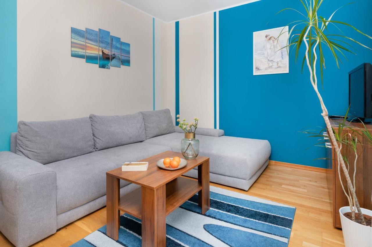 Villa 4 Pory Roku By Noclegi Renters Jastrzębia Góra Екстериор снимка