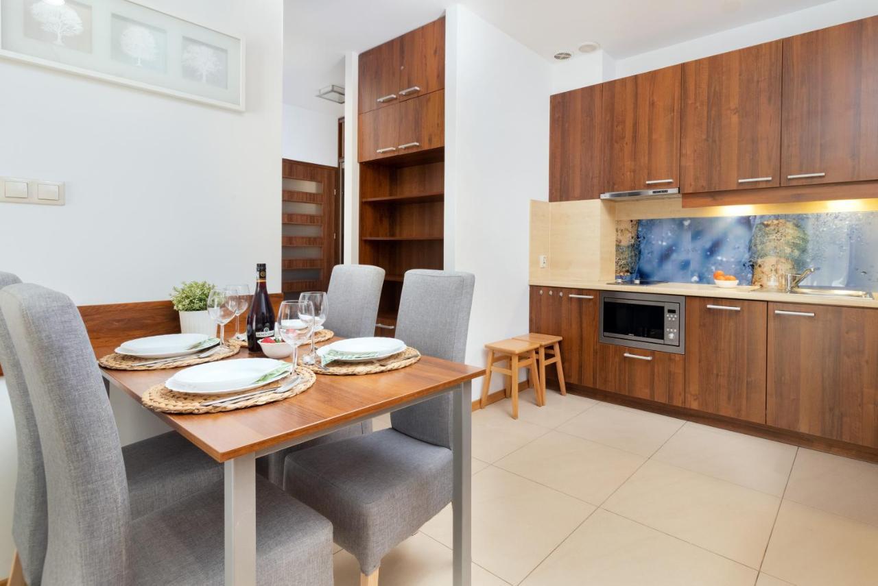 Villa 4 Pory Roku By Noclegi Renters Jastrzębia Góra Екстериор снимка