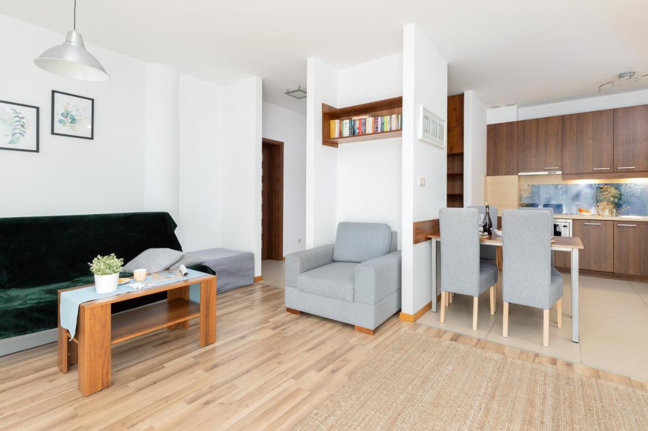 Villa 4 Pory Roku By Noclegi Renters Jastrzębia Góra Екстериор снимка
