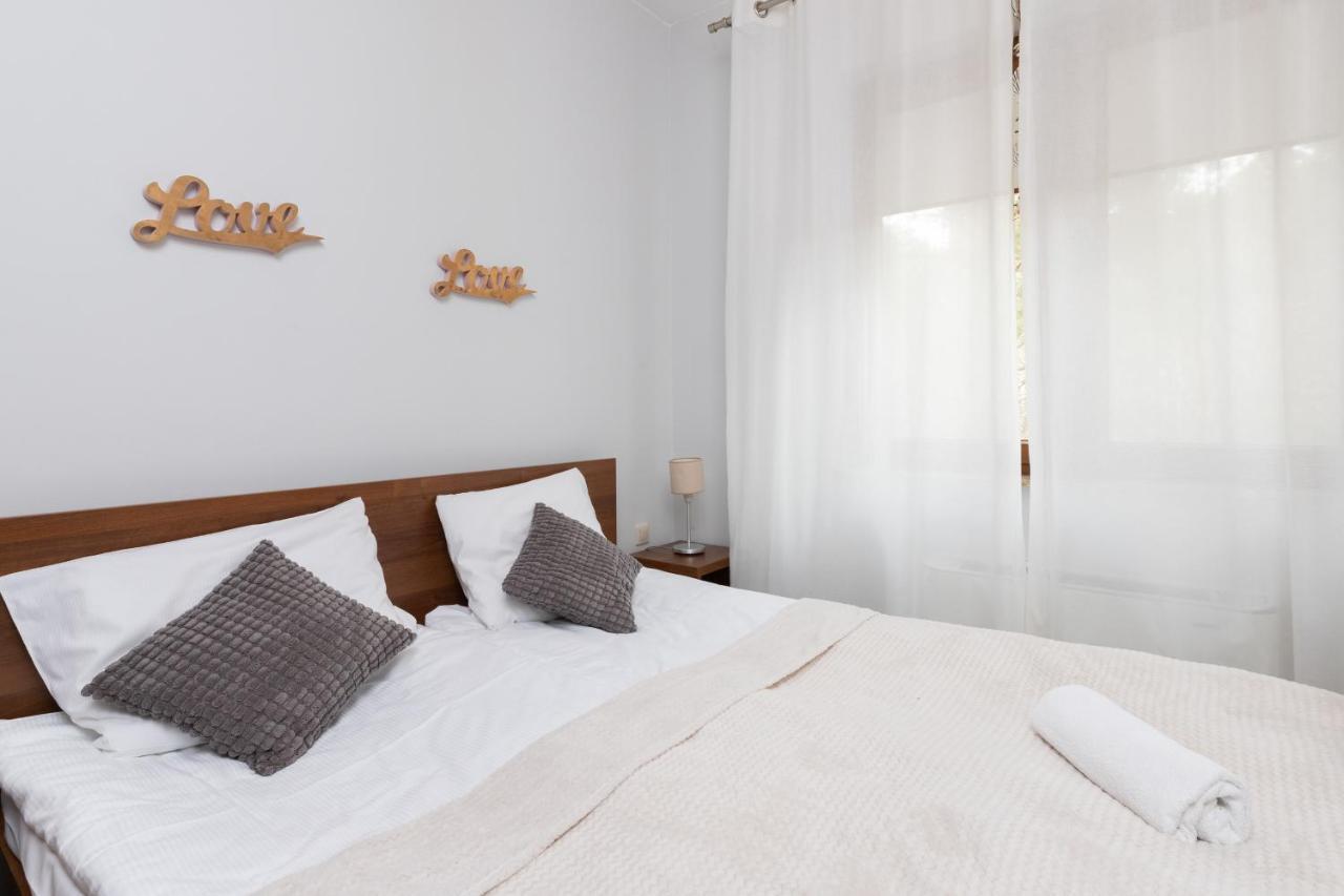 Villa 4 Pory Roku By Noclegi Renters Jastrzębia Góra Екстериор снимка