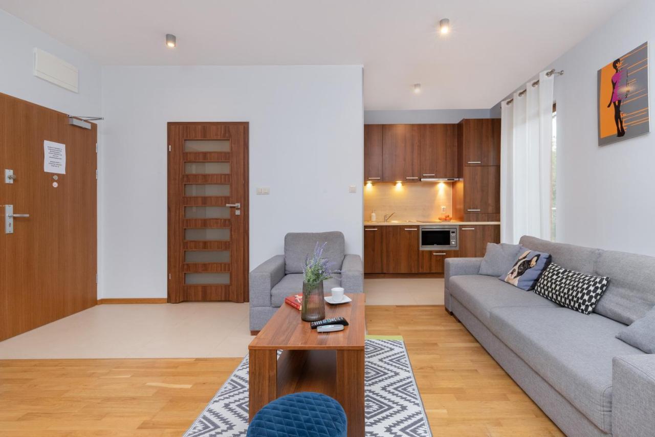Villa 4 Pory Roku By Noclegi Renters Jastrzębia Góra Екстериор снимка