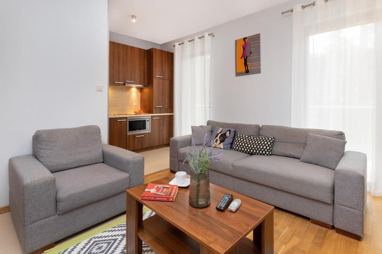 Villa 4 Pory Roku By Noclegi Renters Jastrzębia Góra Екстериор снимка