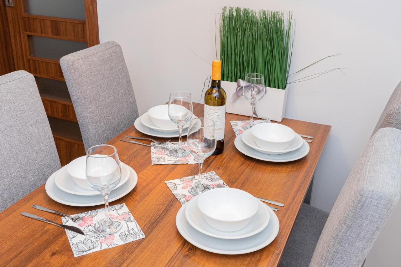 Villa 4 Pory Roku By Noclegi Renters Jastrzębia Góra Екстериор снимка